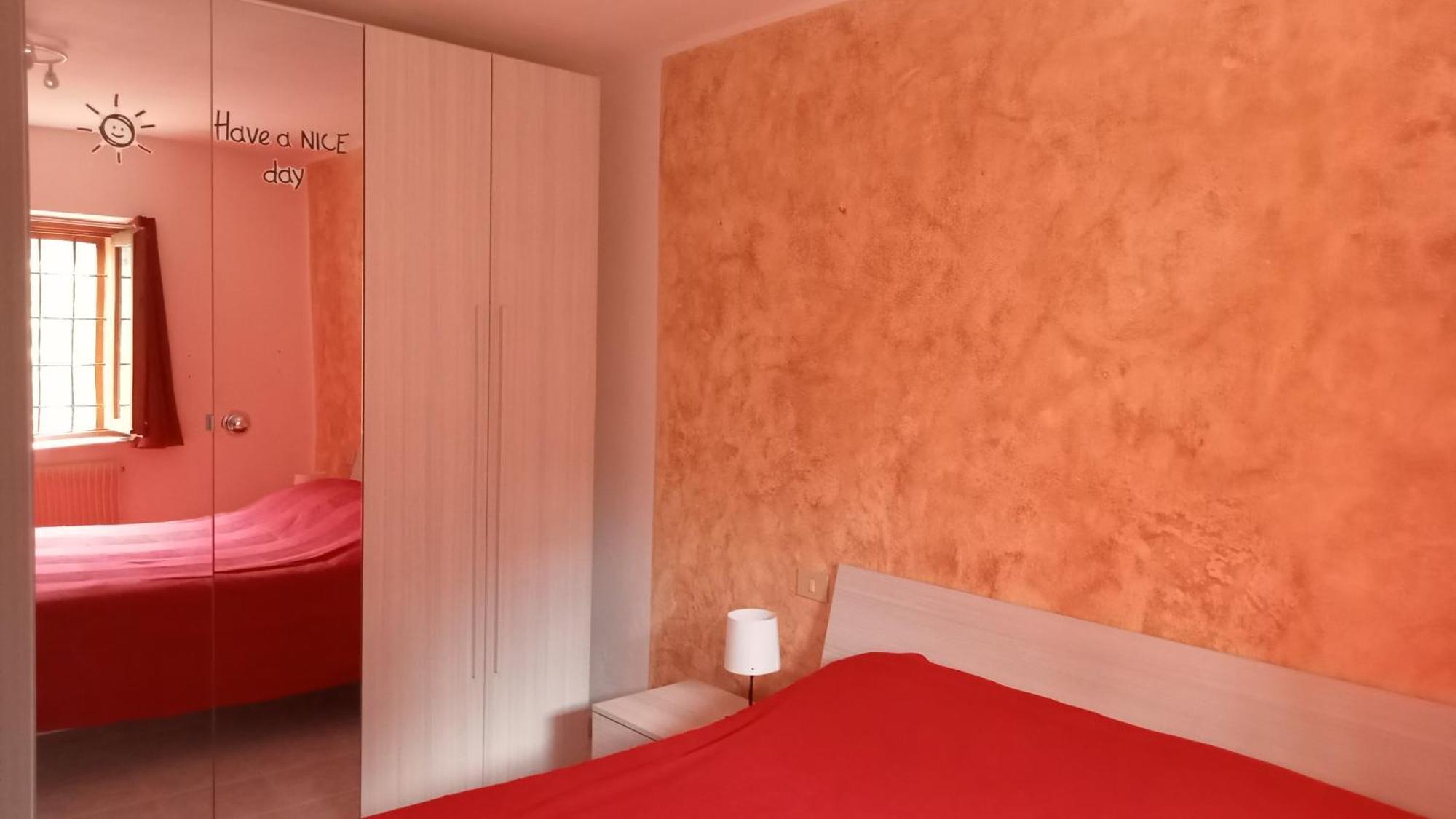 リヴェルガーロLa Casa Nel Bosco, Ma A 2 Passi Dal Centroアパートメント エクステリア 写真